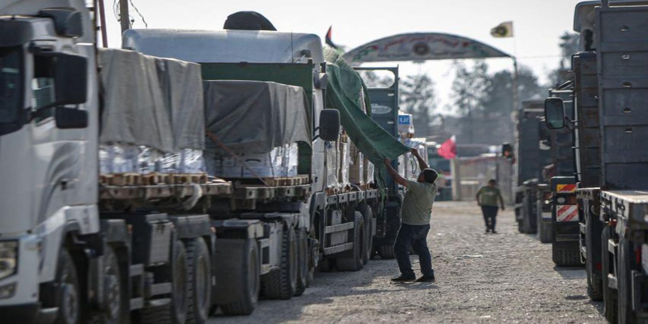 Ateşkesi ihlal eden işgal rejimi Gazze'ye yardımların girişini engelliyor