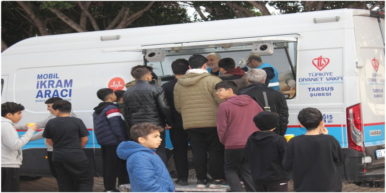 TDV Tarsus Şubesi’nden öğrencilere çorba ikramı