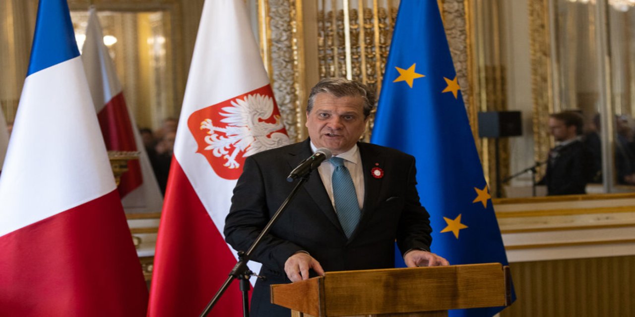 Polonya'nın Paris Büyükelçisi Rosciszewski görevden alındı