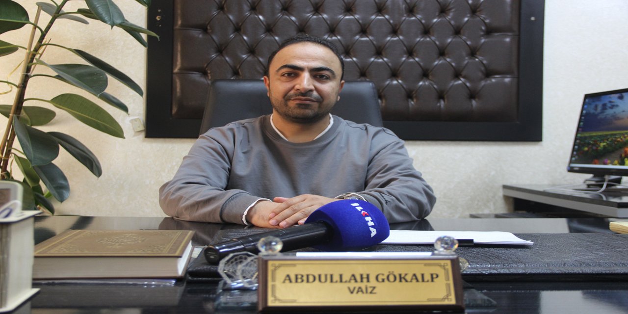 Vaiz Gökalp'tan namaz ile alay edilen görüntülere tepki : Bir beğeni uğruna iman kaybedilmemeli