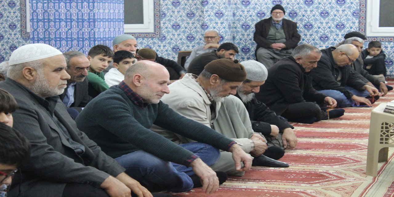 Mersin'de Regaib Kandili dualarla idrak edildi