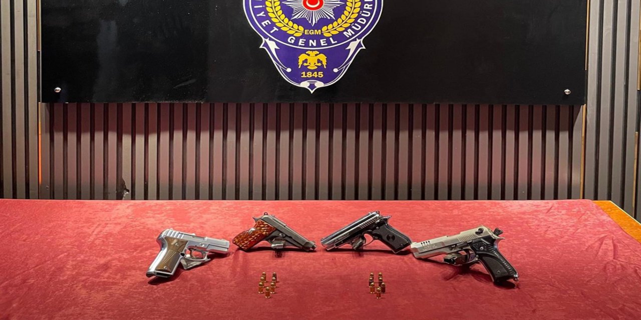 Gaziantep'te ruhsatsız silah operasyonu: 2 şüpheli yakalandı