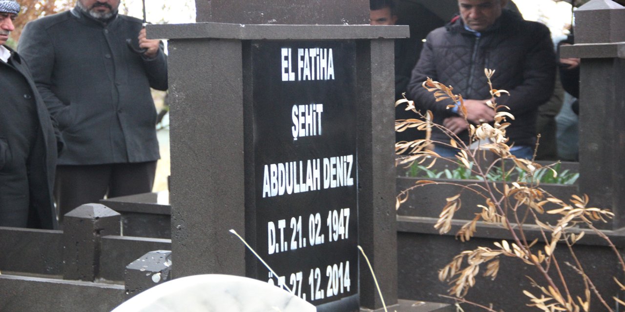 Abdullah Deniz şehadetinin 11. yıl dönümünde kabri başında yâd edildi