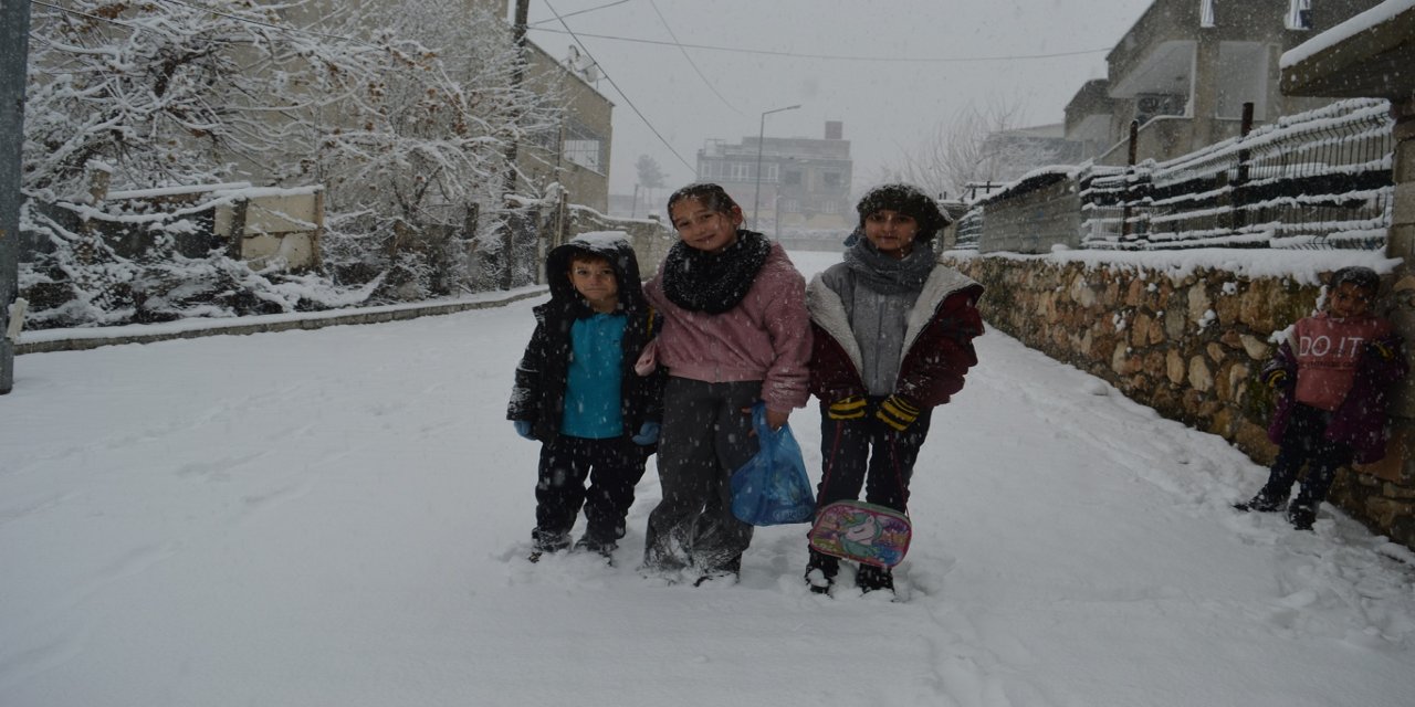 Siirt’te eğitime kar tatili