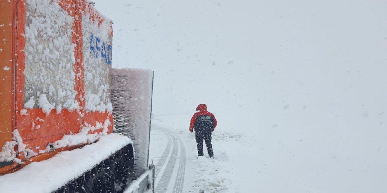 AFAD: Yoğun kar yağışında 22 bin 813 personel görev aldı