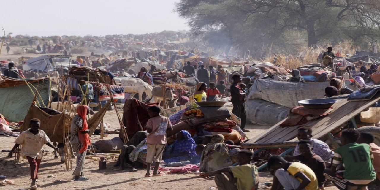Uydu görüntüleri ortaya koydu: Sudan'da savaşla birlikte iki mülteci kampı hızla büyüyor