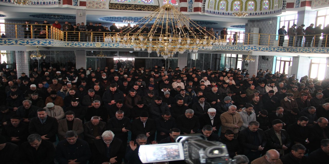 Batman'da Ebu Ubeyde ve Gazze şehitleri için gıyabi cenaze namazı kılındı