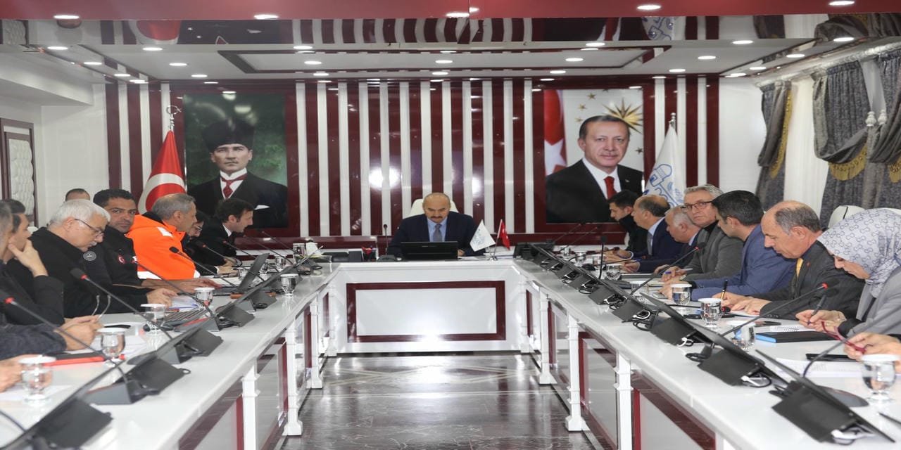 Batman'da "Kış Tedbirleri ile İlgili Koordinasyon Toplantısı" gerçekleştirildi