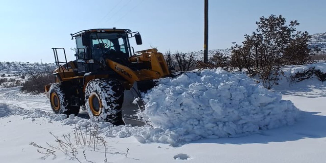 Batman'da 4 bin 635 kilometre köy yolu ulaşıma açıldı