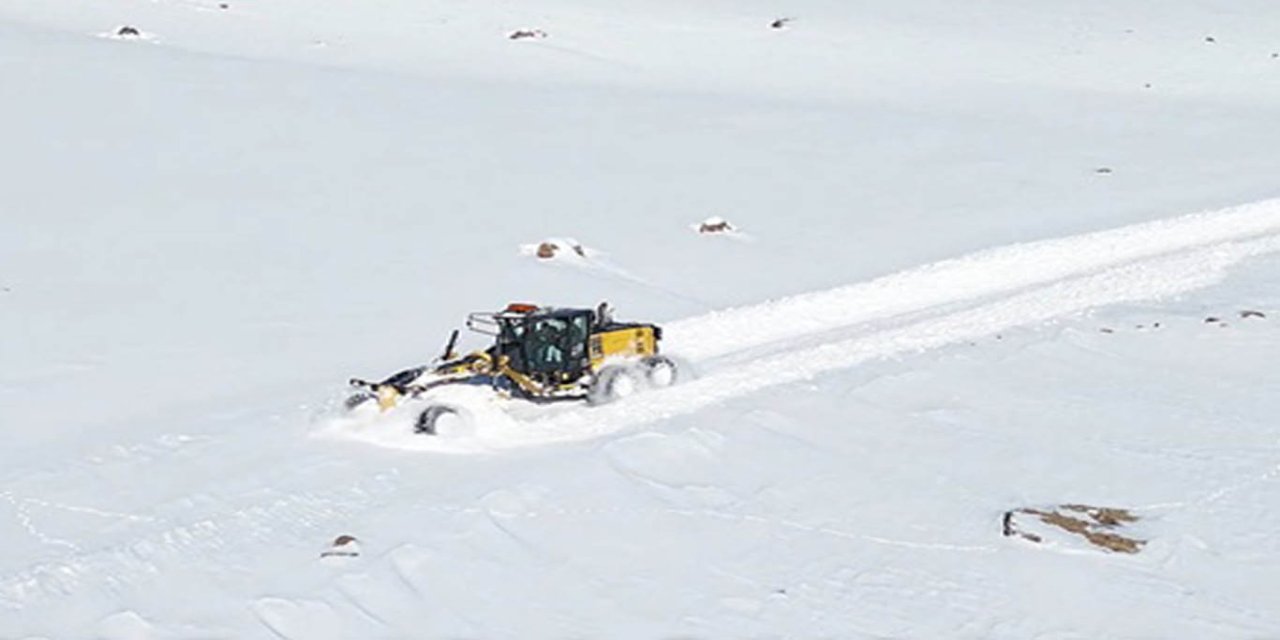Bingöl Karlıova’da kapanan yolların tamamı açıldı