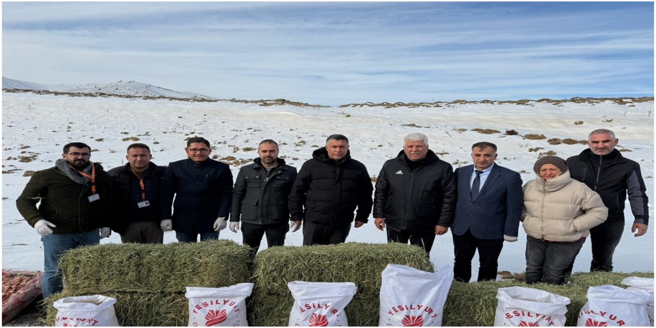 Yeşilyurt Belediyesinden yaban hayvanlarına yem desteği