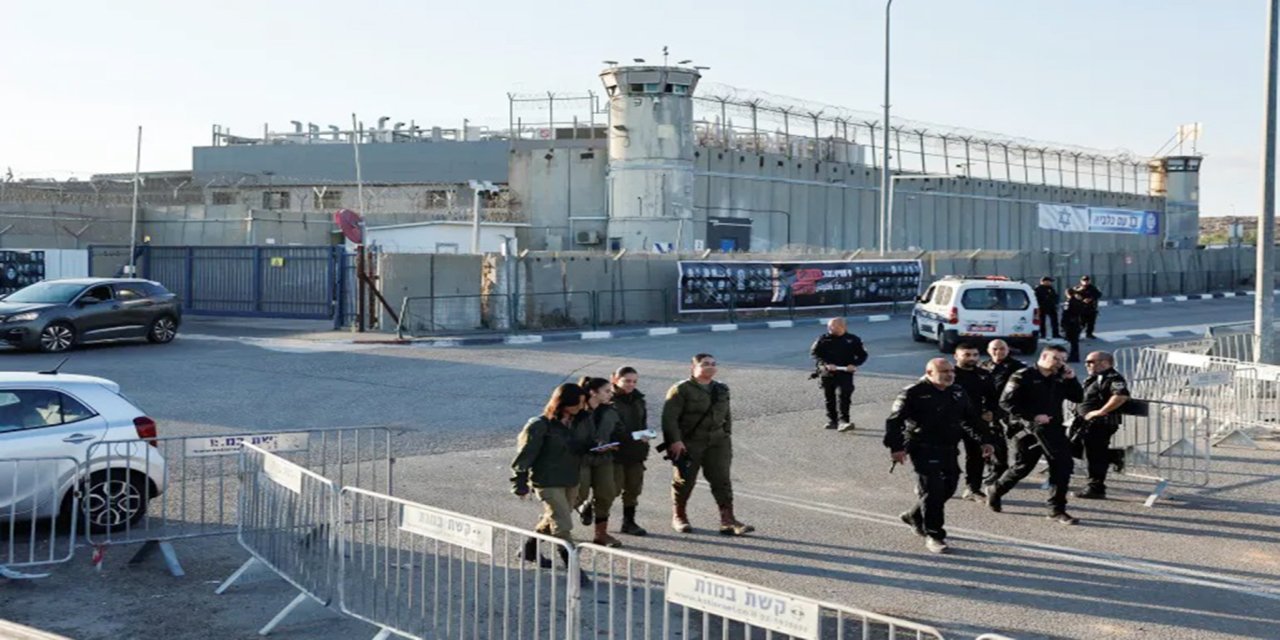 Siyonist rejim zindanlarında 323 Filistinli esir şehit edildi