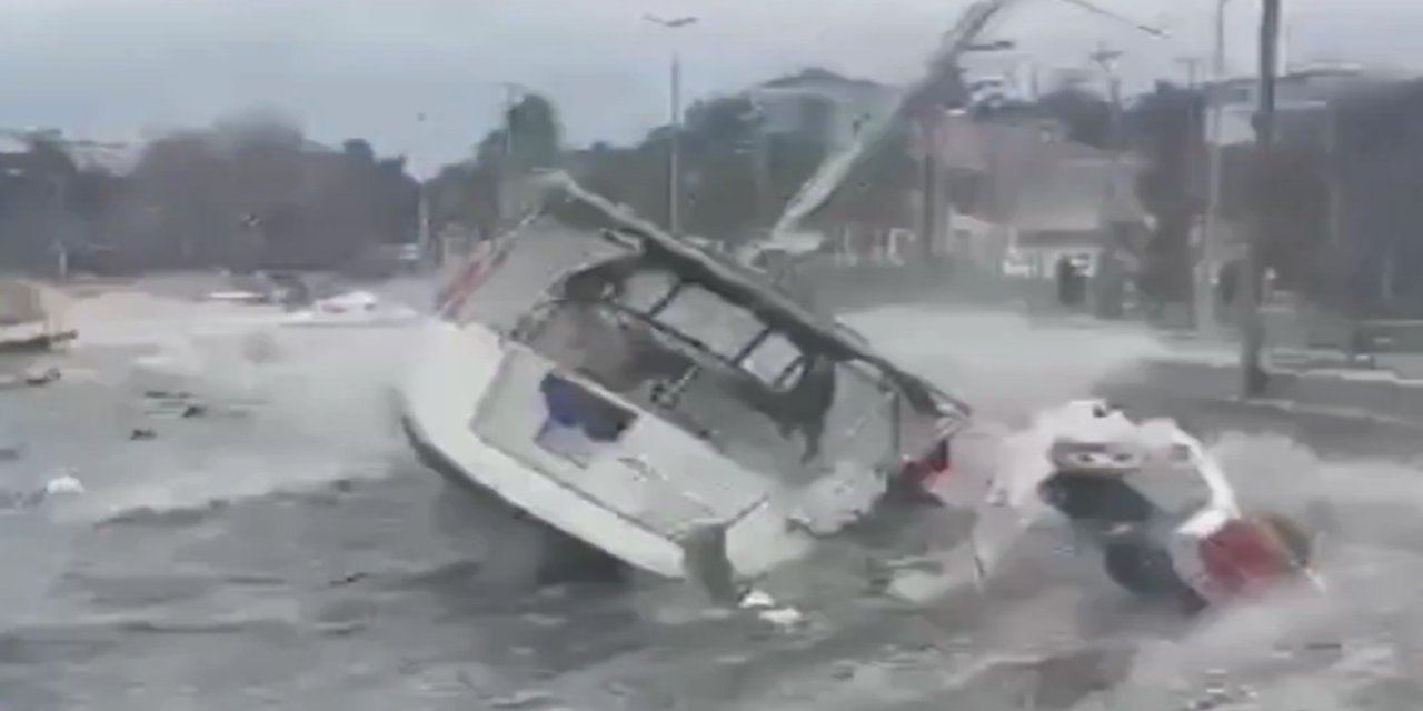 İstanbul’u lodos  vurdu: Tekneler parçalandı