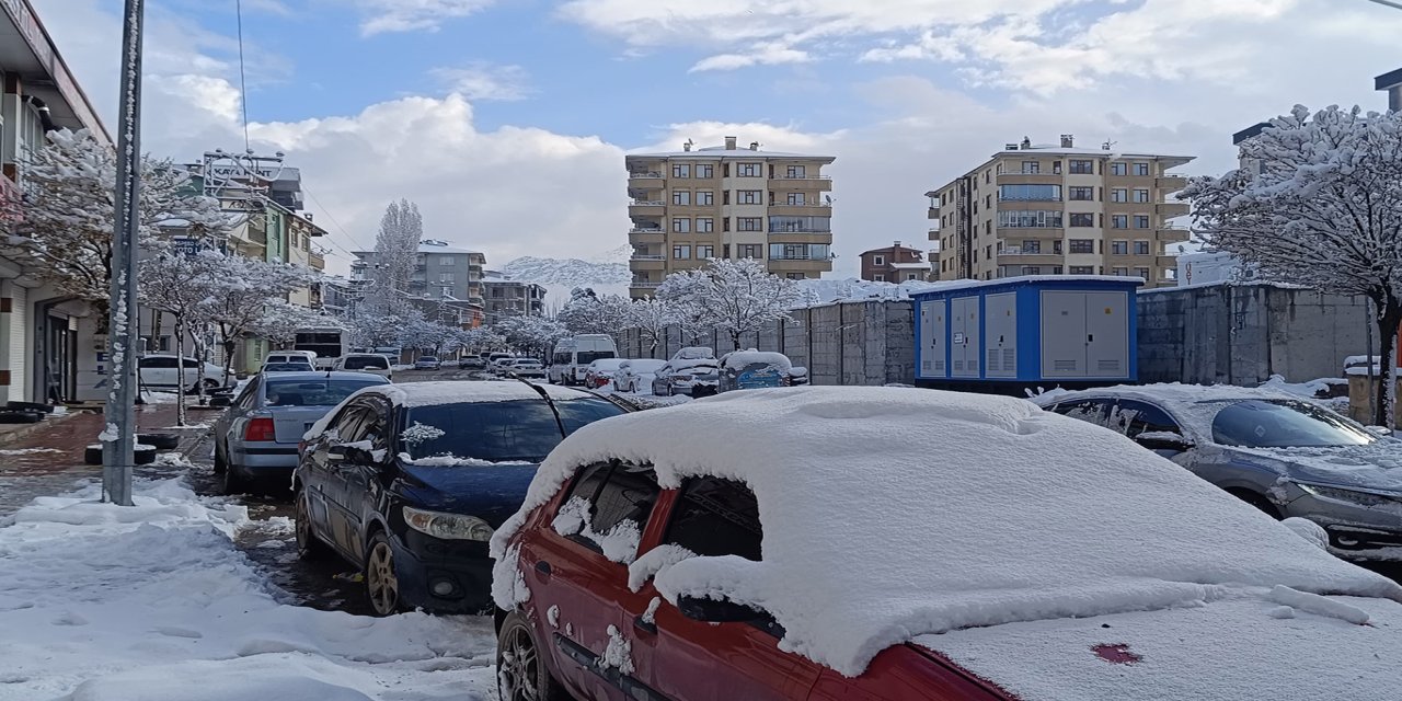 Meteoroloji'den ülke genelinde yağış ve fırtına uyarısı