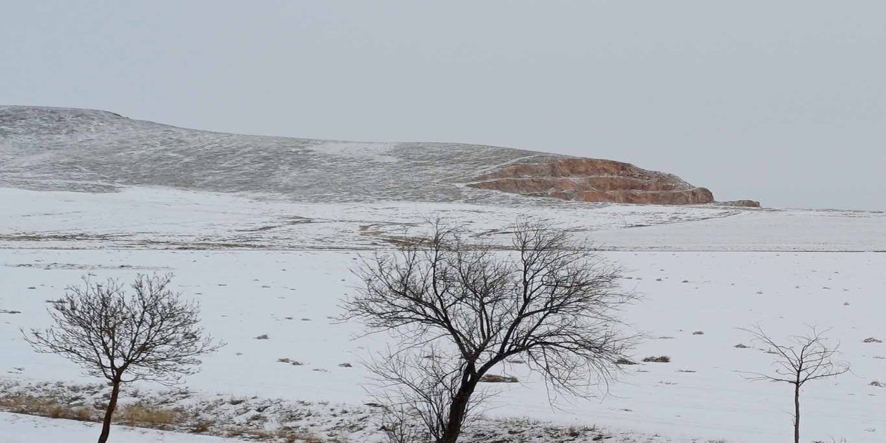 Konya’nın ilçeleri beyaza büründü