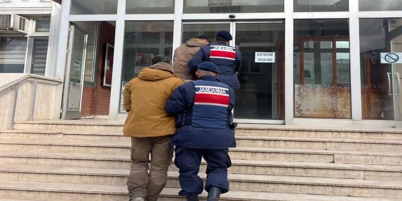 34 ilde FETÖ operasyonu: 77 şüpheli yakalandı, 43'ü tutuklandı