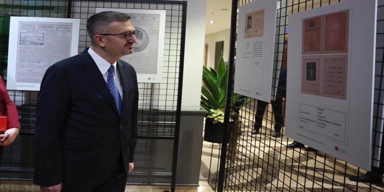 “Gazeteciliğin Yolculuğu” fotoğraf sergisi ziyarete açıldı