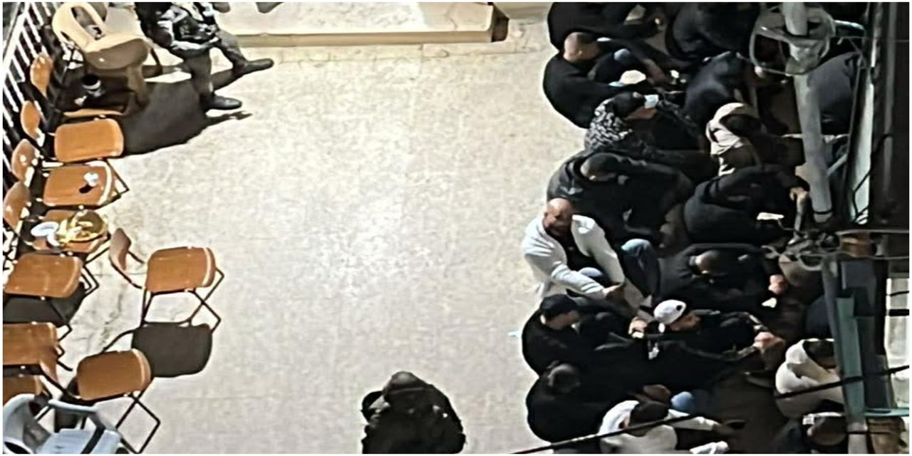 Düğün salonunu basan işgal rejimi damadı alıkoydu