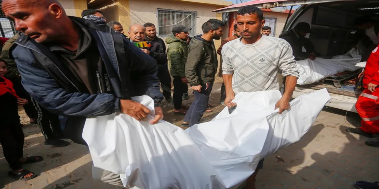 Gazze'de şehit sayısı 71 bin 412'ye yükseldi