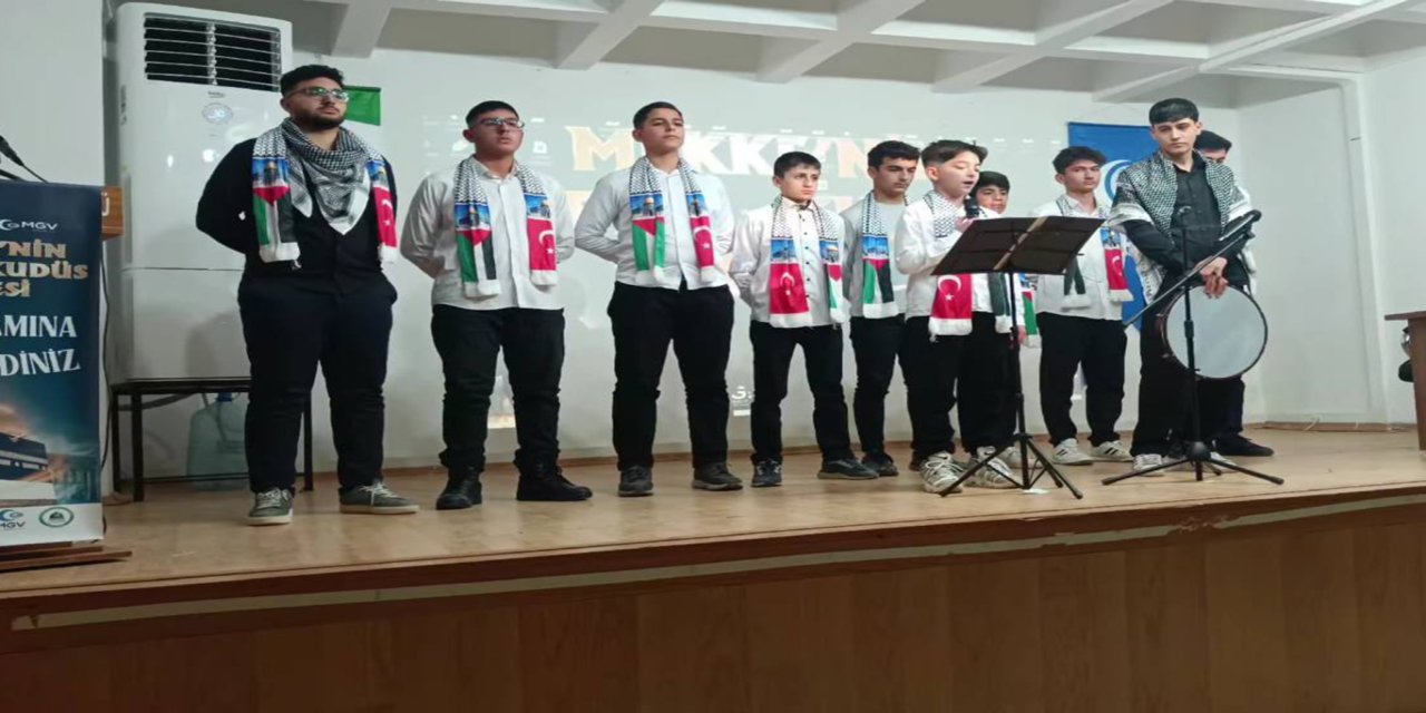 Ceylanpınar'da Mekke'nin Fethi ve Kudüs Gecesi programı