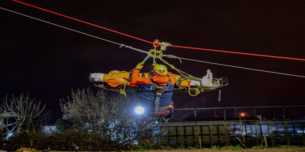 Bursa’da deprem tatbikatı gerçekleştirildi