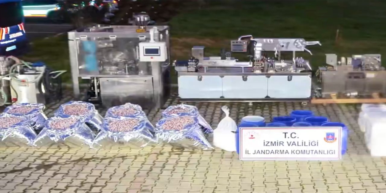 İzmir'de uyuşturucu operasyonu: 1 ton 625 kilo hammadde ele geçirildi
