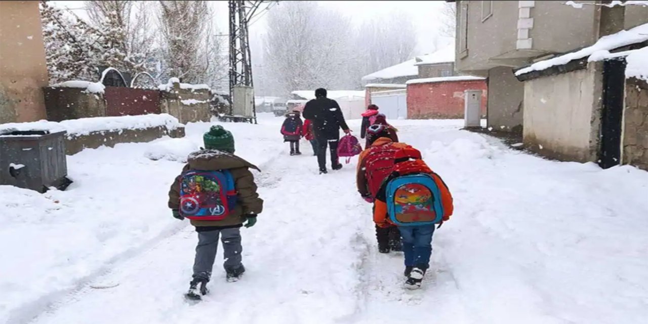Konya Ilgın’da kar yağışından dolayı eğitime ara verildi