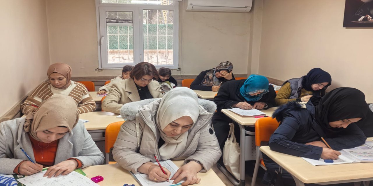 Batman'da kadınlara yönelik okuma yazma kursu