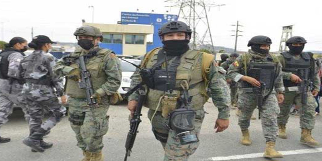Ekvador’da 10 bin asker ile "Bütüncül Hücum" operasyonu