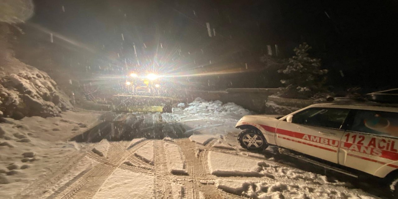 Batman'da acil hasta için kapanan yol açıldı