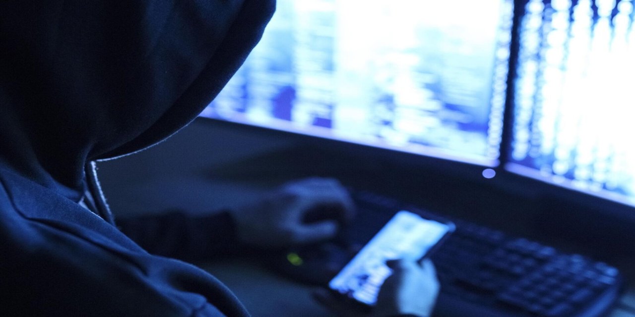 Belaruslu bilgisayar korsanı, birçok ülkeden 3 bin kişiyi mağdur etti