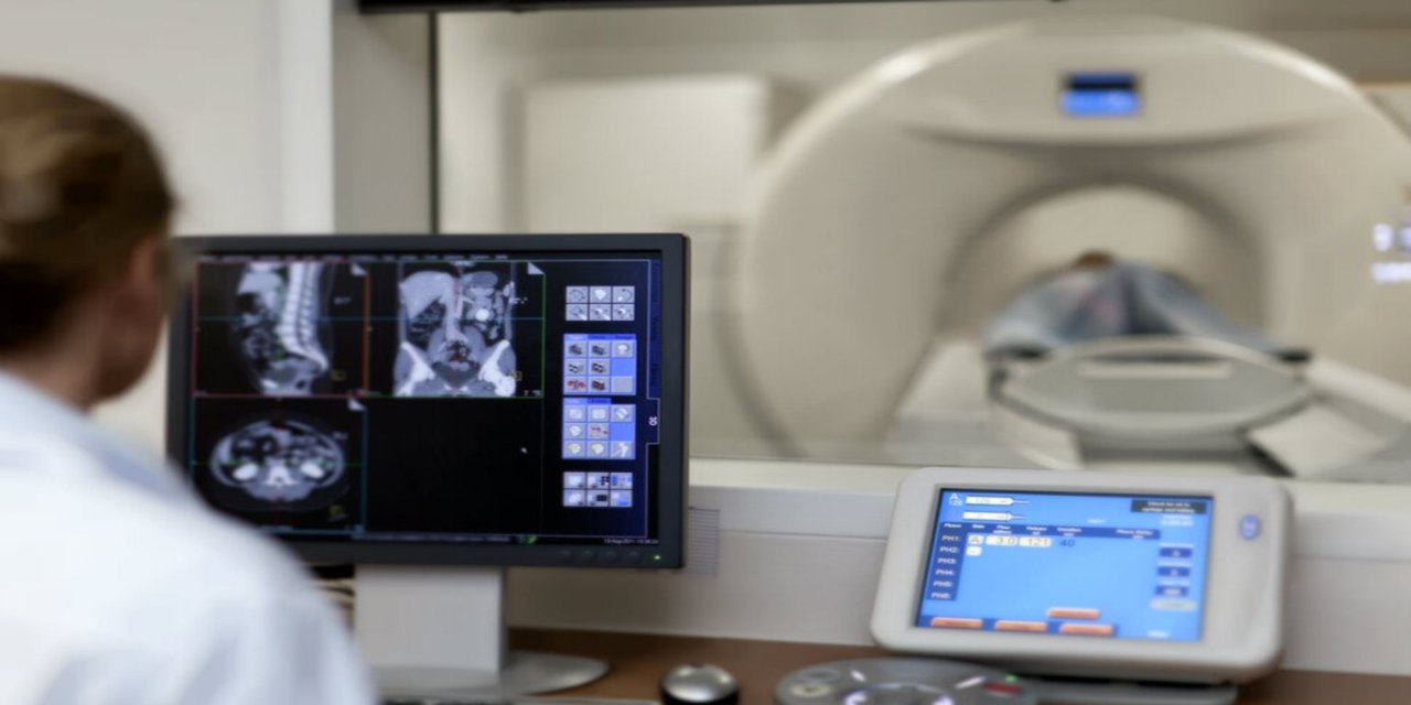 Prof. Dr. Yıldırım: Rahim ağzı kanseri erken tanı, tarama ve aşılama ile büyük oranda önlenebilen bir kanser türüdür