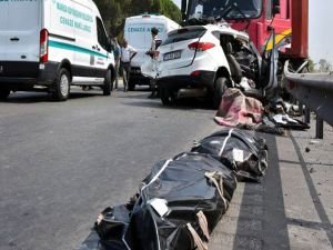 Trafik kazalarında peş peşe kahreden haberler