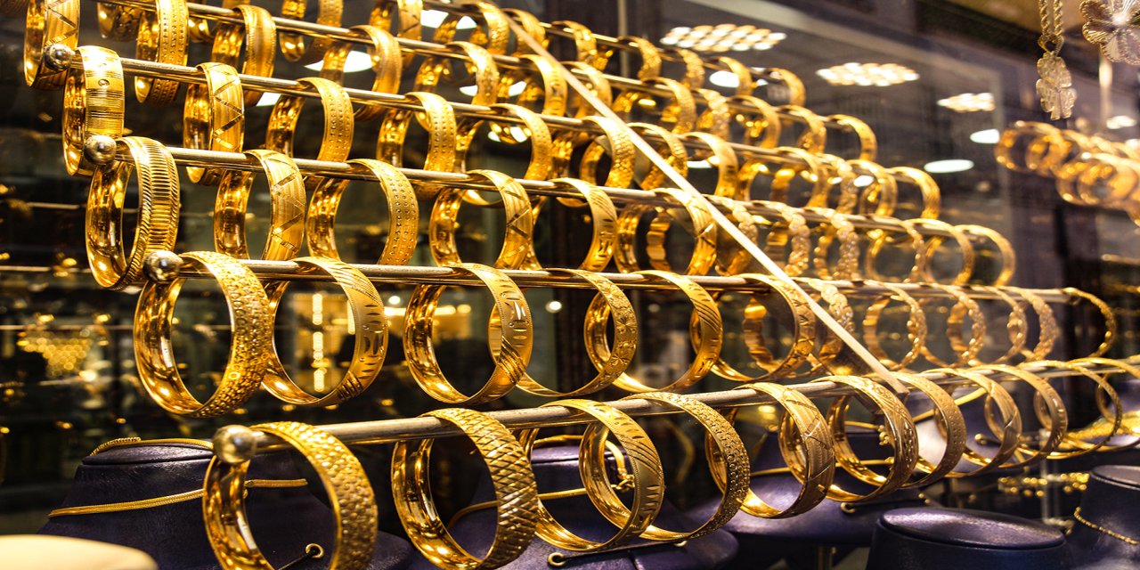 Altındaki dik yükselişin nedenleri ne? yatırımcıların tutumu nasıl olmalı?