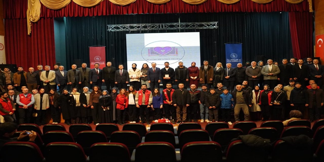 Siirt'te “İki Kitap Bir Gönül Projesi” tanıtıldı