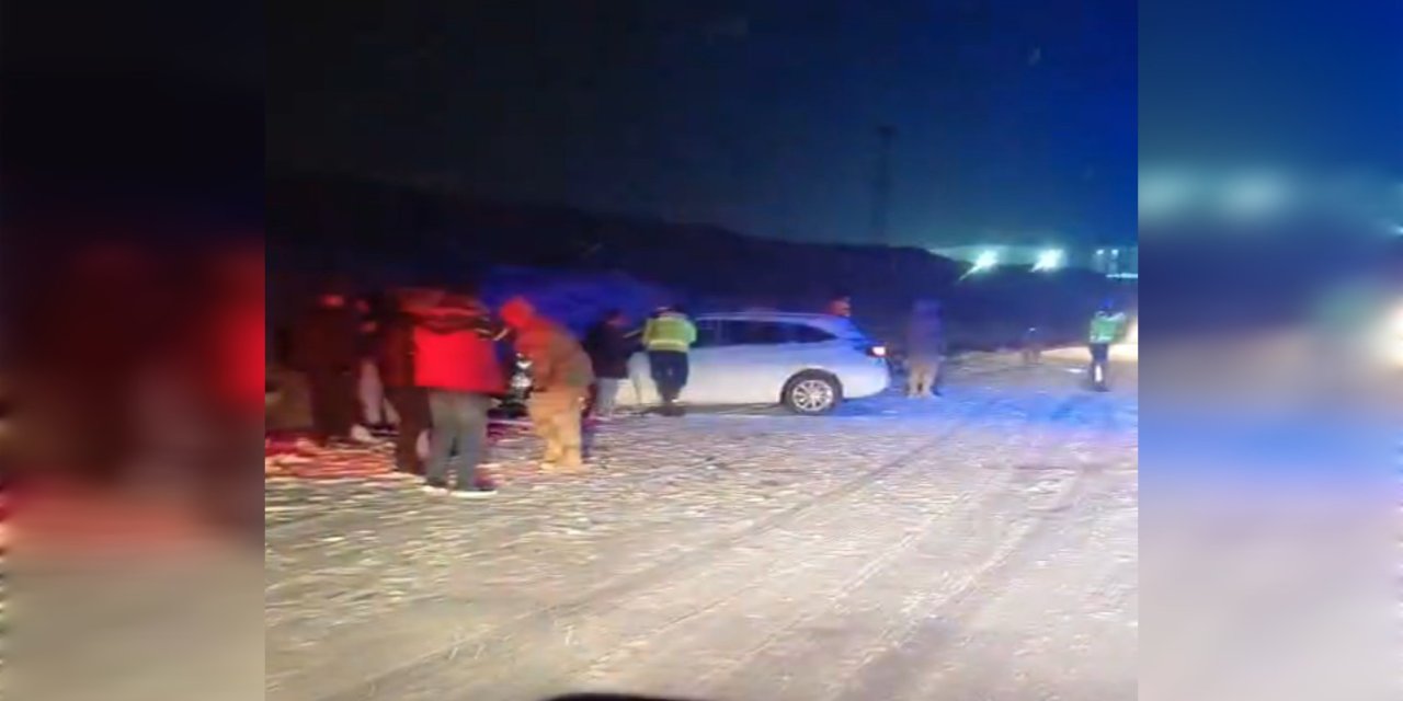 Mardin’de kar yağışı etkili oldu: 3 araç kazaya karıştı