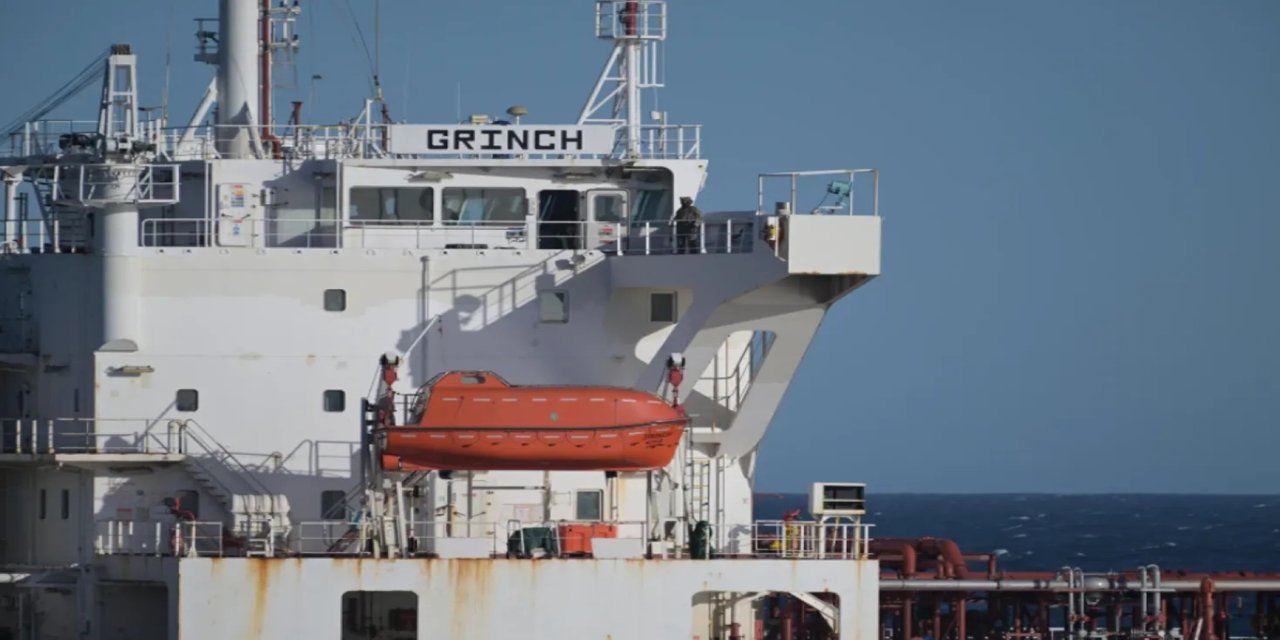 Fransa ve İngiltere'den Rus gemisine ortak operasyon