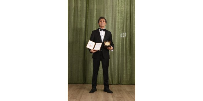 Yazar Akif Manaf 2025 Yılı International Peace Prize Ödülü’nü Aldı