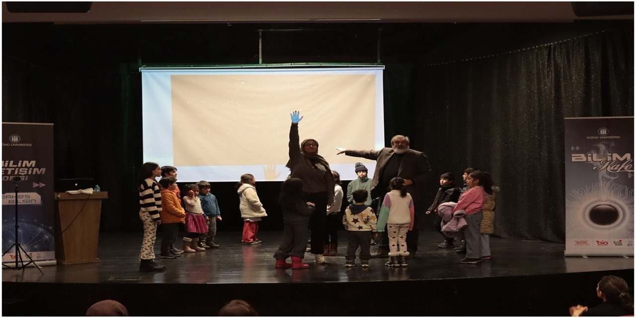 Uzay keşifleri etkinliği, üç kuşağı bir araya getirdi