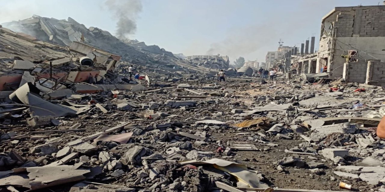 İşgal rejimi, ateşkese rağmen Gazze’nin farklı bölgelerini bombalıyor