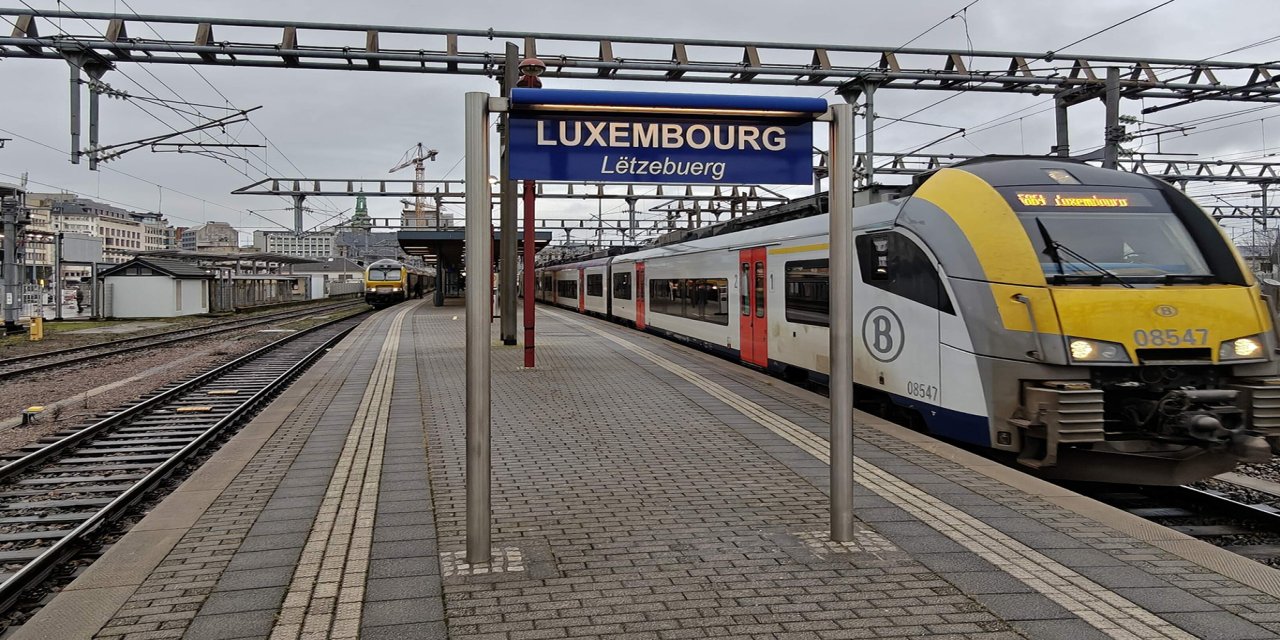 Belçika'da demir yolu çalışanları greve gitti