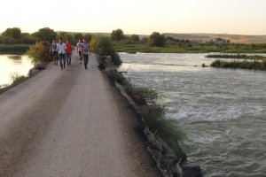 Nehride kaybolan çocuk 2 gündür bulunamıyor