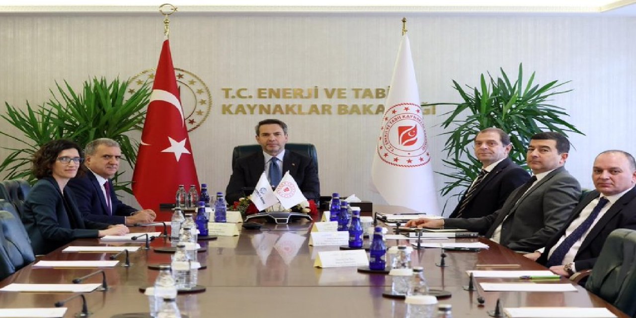 Bakan Bayraktar Dünya Bankası Türkiye Ülke Direktörü Lopez’i kabul etti