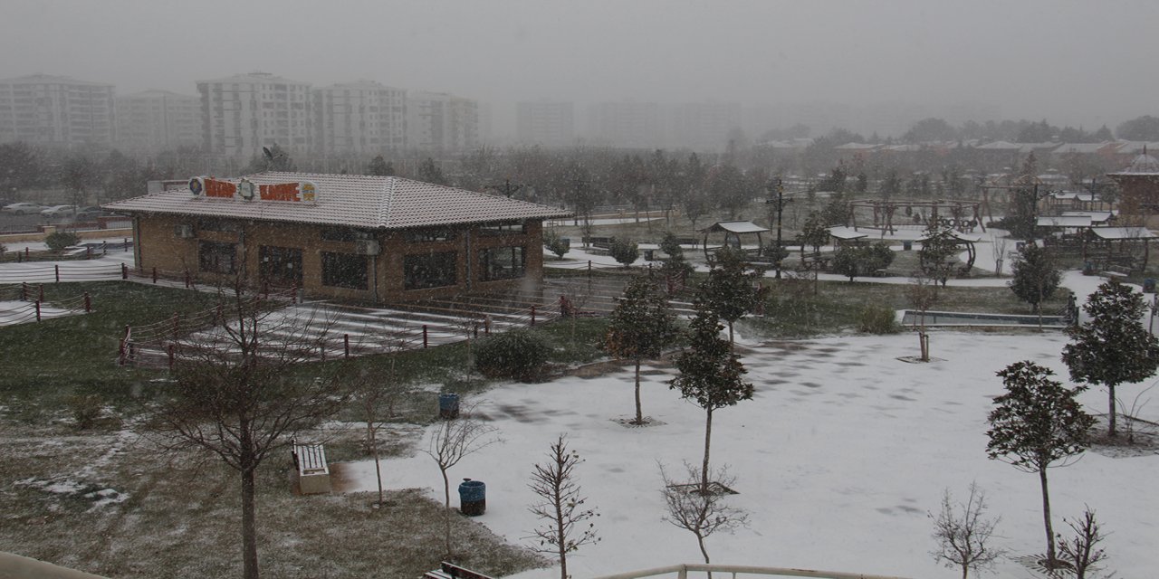 Meteorolojiden kuvvetli yağmur ve kar yağışı uyarısı