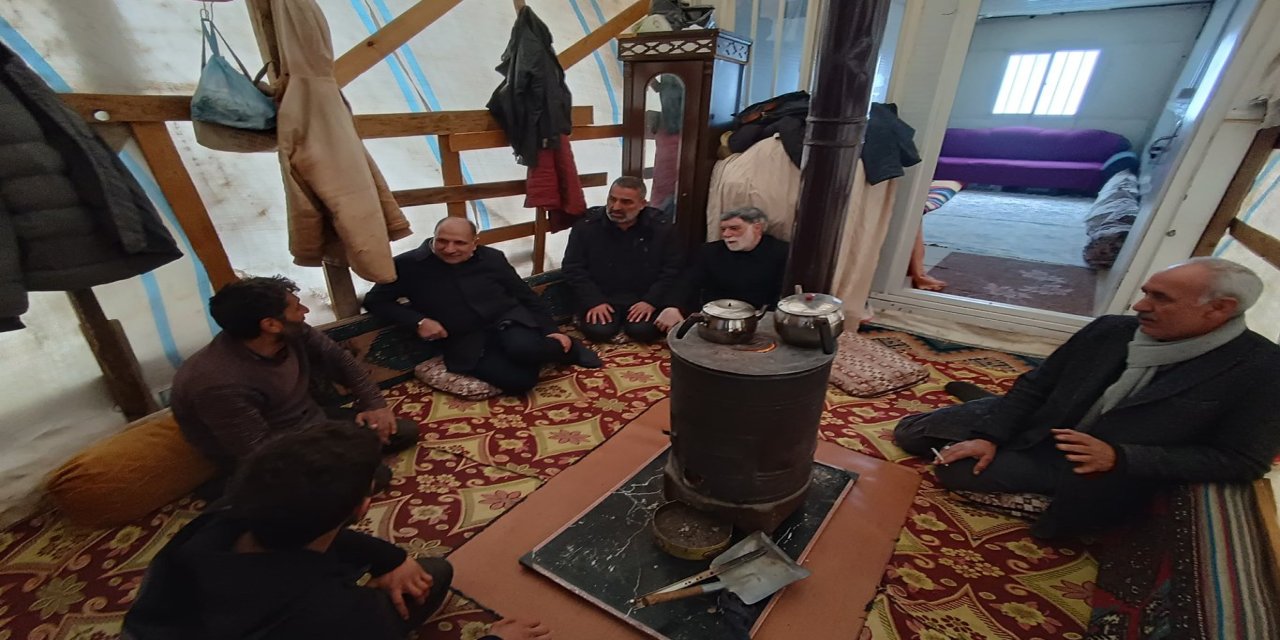 HÜDA PAR'dan Bingöl'de zor zamanlar yaşayan hayvan sahiplerine  ziyaret