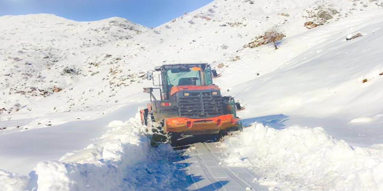 Batman’da kapalı mezra yolları ulaşıma açıldı