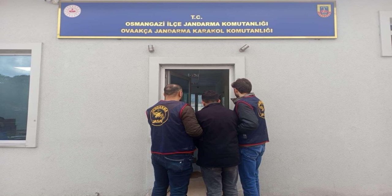 Bursa’da hırsızlıktan 19 yıl cezası bulunan şahıs yakalandı