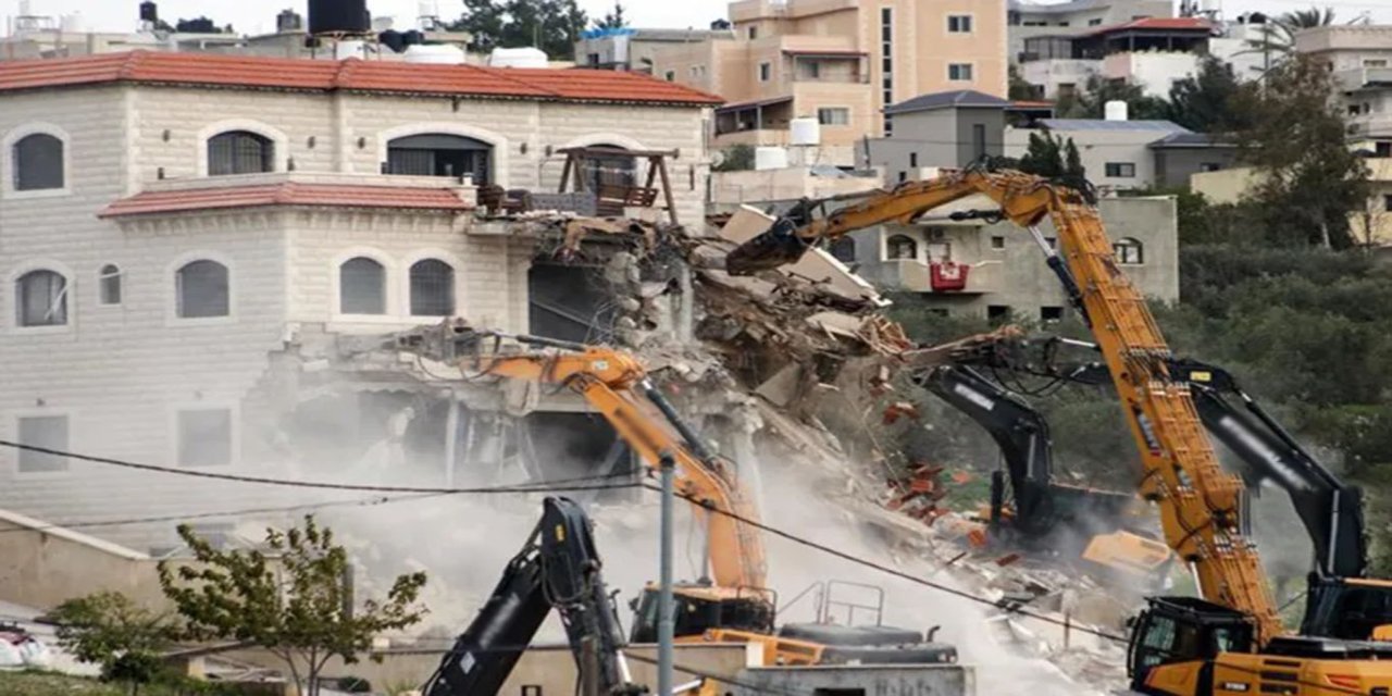 Filistin'de ev yıkımıyla başlayan süreç: İşgal adım adım derinleştiriliyor