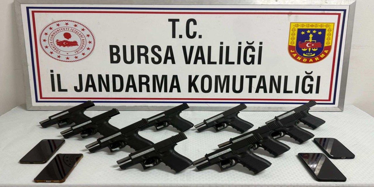 Bursa'da ruhsatsız silah operasyonu: 4 tutuklama