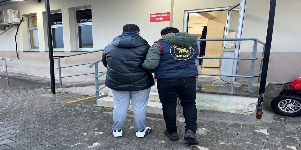 Adana’da uyuşturucu hükümlüsü yakalandı